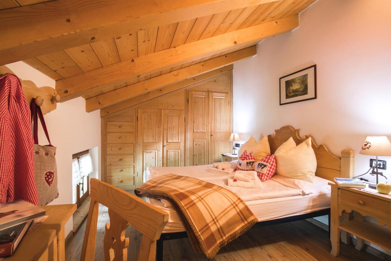 Chalet Alpenrose Bio Wellness Naturhotel Cogolo Bagian luar foto