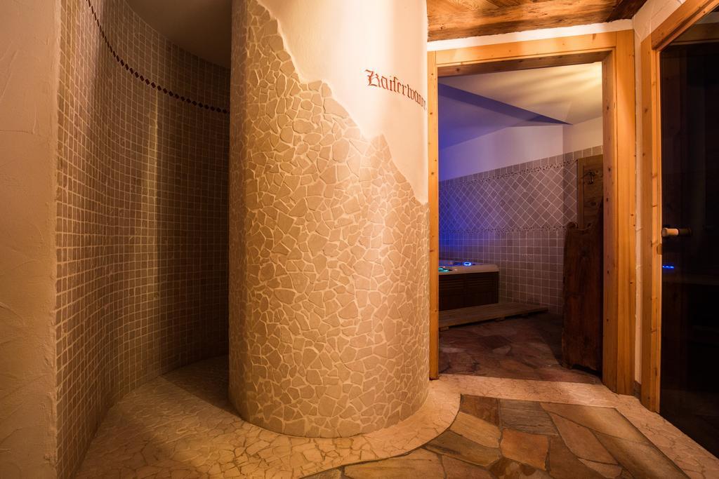 Chalet Alpenrose Bio Wellness Naturhotel Cogolo Bagian luar foto