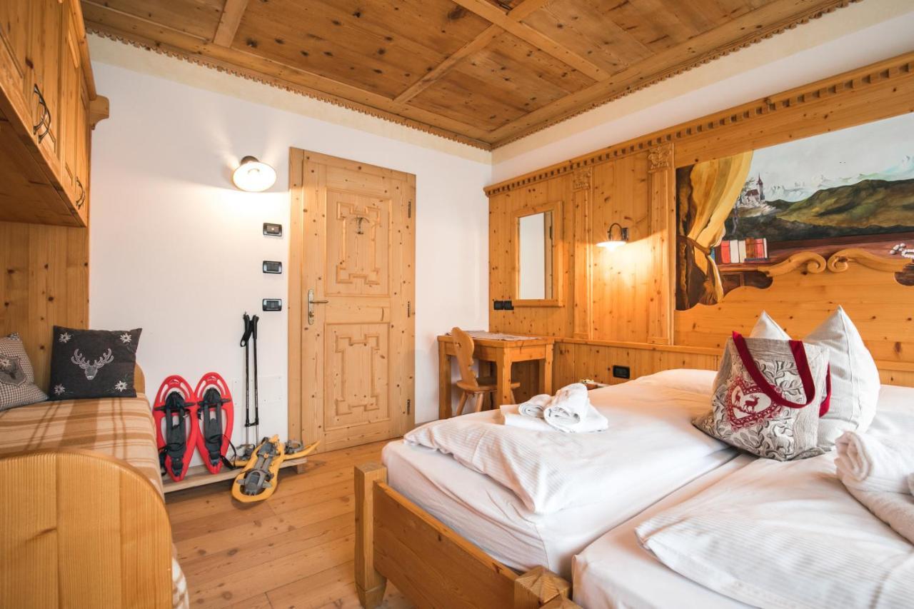 Chalet Alpenrose Bio Wellness Naturhotel Cogolo Bagian luar foto